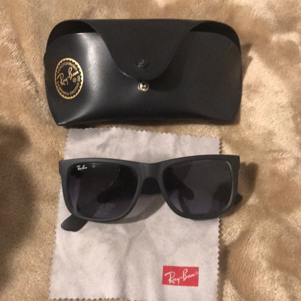 Sun glasses